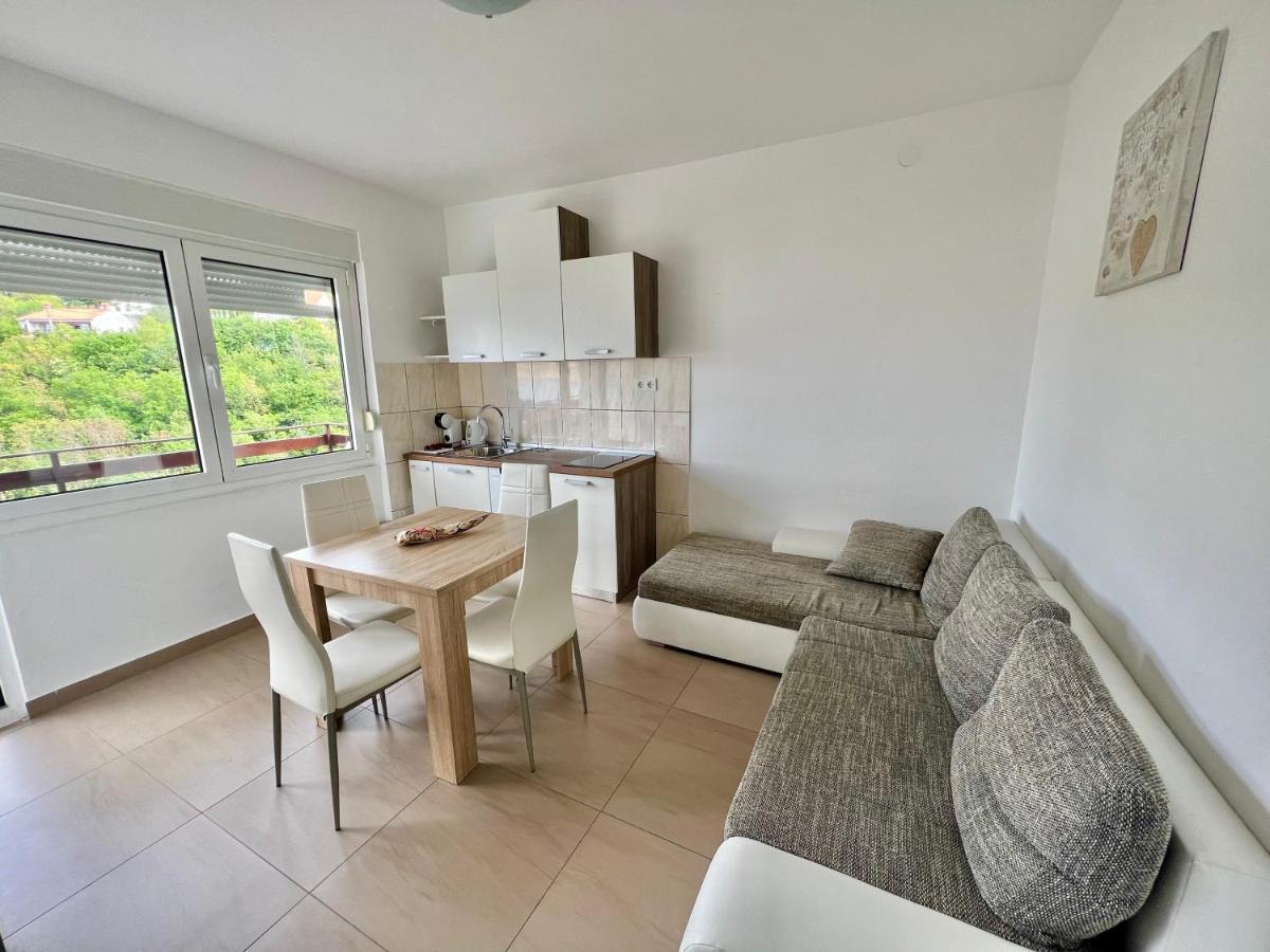 Apartman Velly Jadranovo Exterior foto