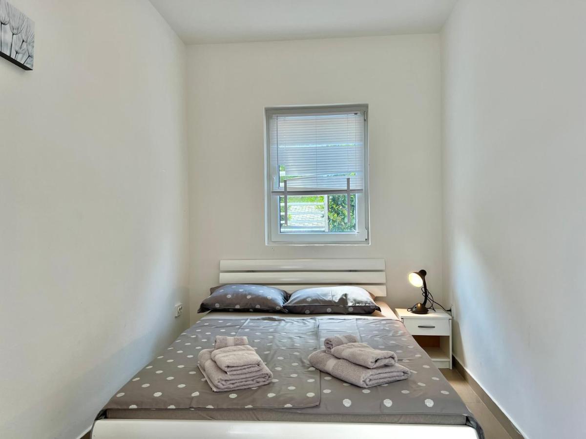 Apartman Velly Jadranovo Exterior foto