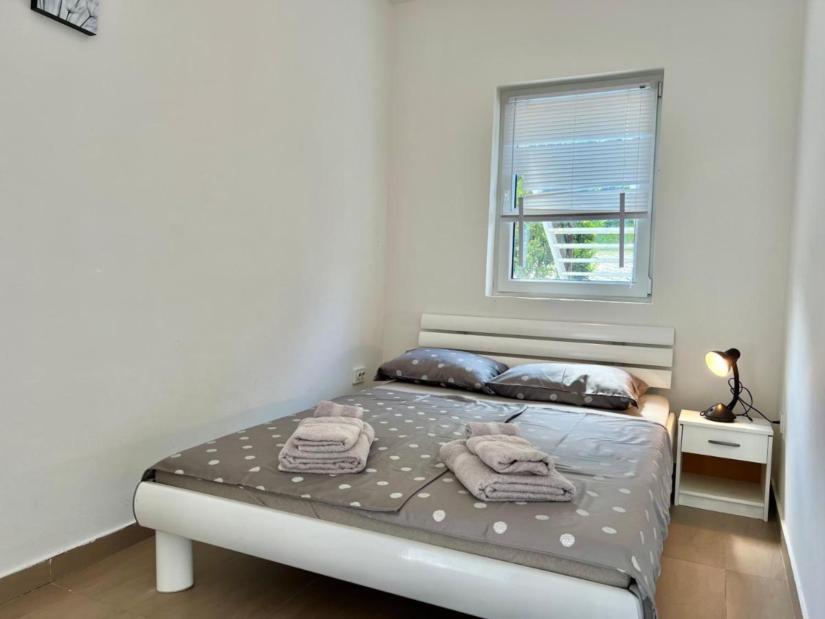Apartman Velly Jadranovo Exterior foto