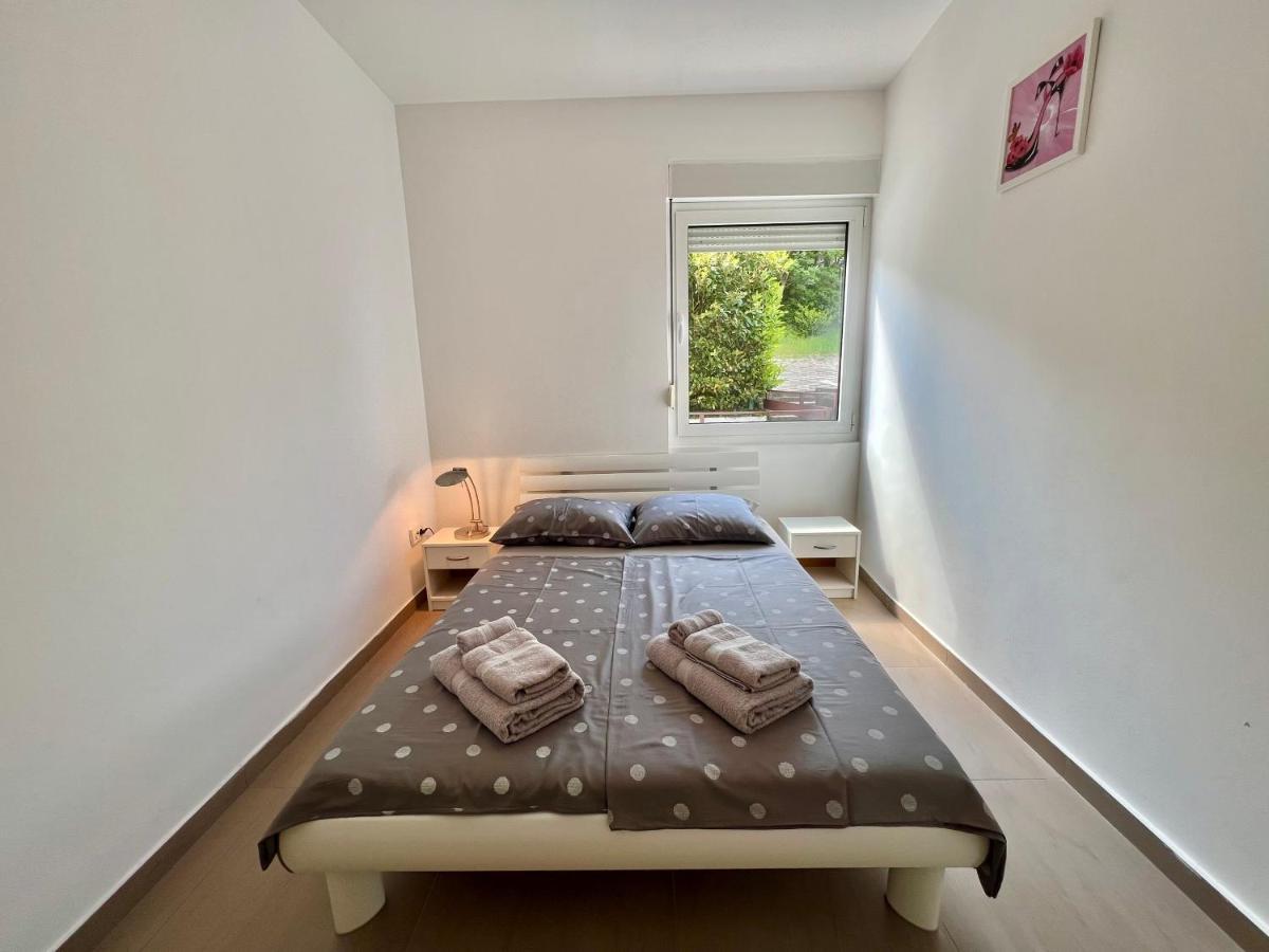 Apartman Velly Jadranovo Exterior foto